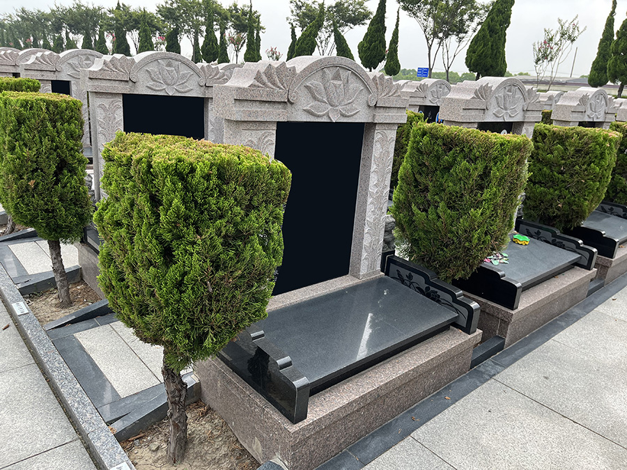 常见的骨灰盒安置方式-墓葬